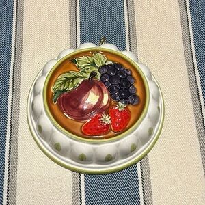 Vintage Vintage Gailstyn Sutton Ceramic Fruit Kitchen Food Mold